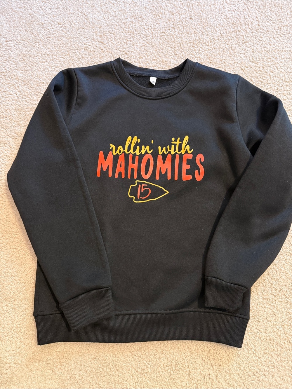 Fun Girls Size 150-Med Black Crewneck Sweatshirt with Red and Yellow 'Mahomies'